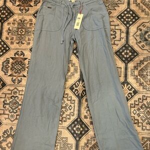 BDG Urban Outfitters
5-Pocket Linen Blend Pants Size Small new with tag